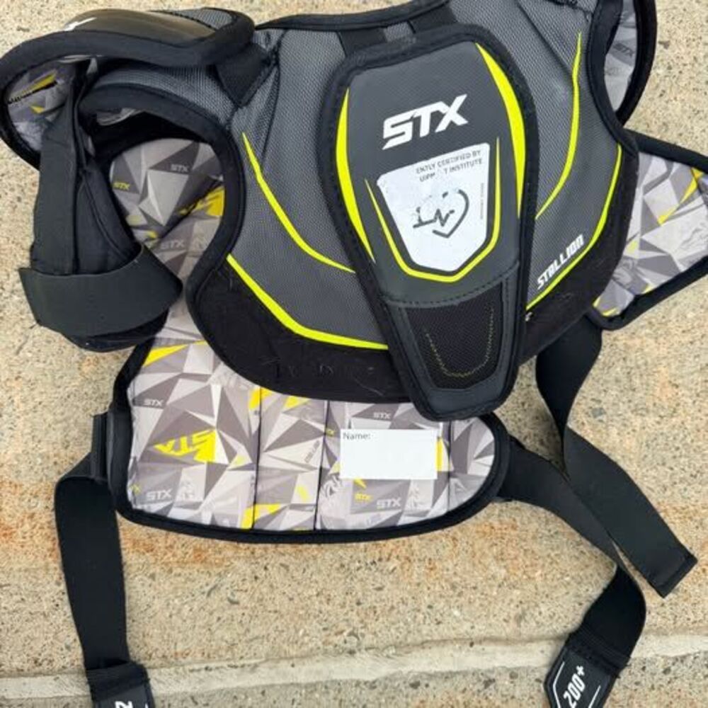 STX Stallion 200 Lacrosse Shoulder pad size Small $30 Stamford